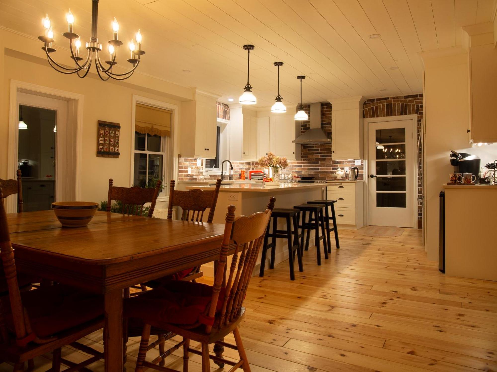Sawyer'S Creek Bed And Breakfast Algonquin Highlands Exterior photo